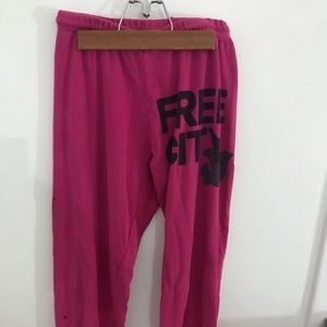Free City 7/8 Sweatpants
